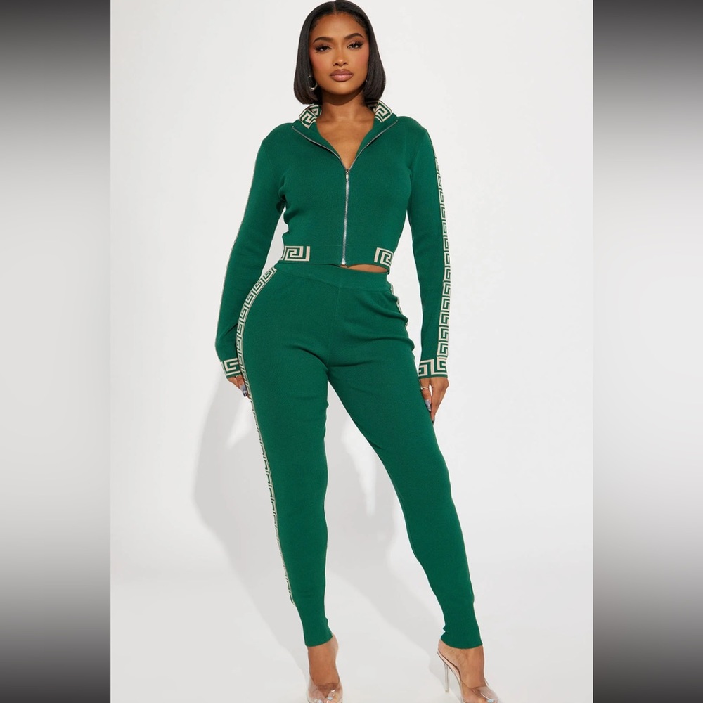Fashion nova leggings set